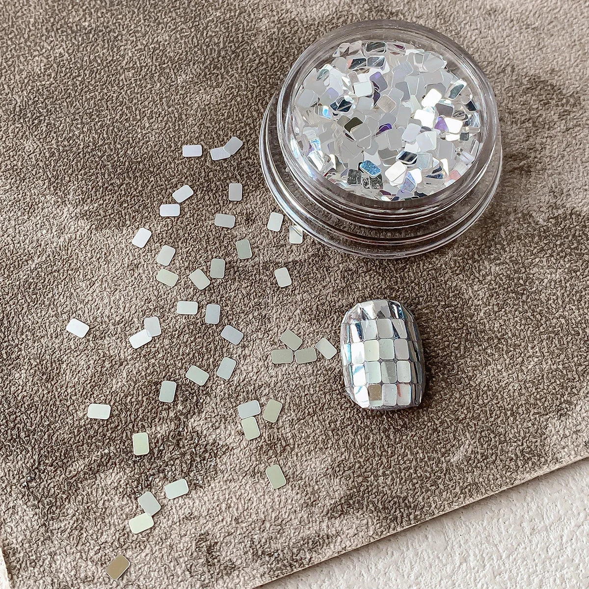 Square silver glitter nail accessories boxed, simple and sparkling, light luxury style, wholesale of wearable nail decorations
