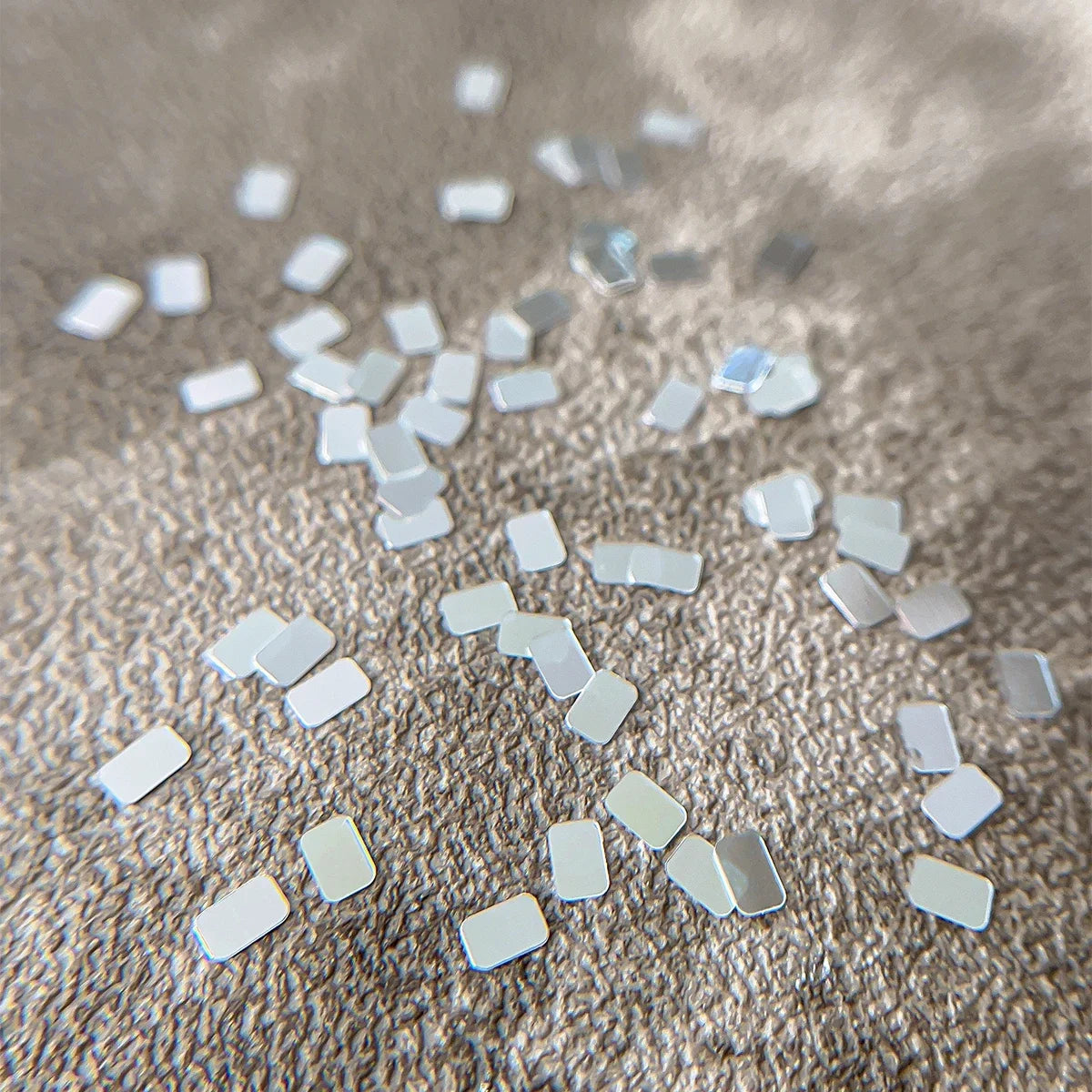 Square silver glitter nail accessories boxed, simple and sparkling, light luxury style, wholesale of wearable nail decorations