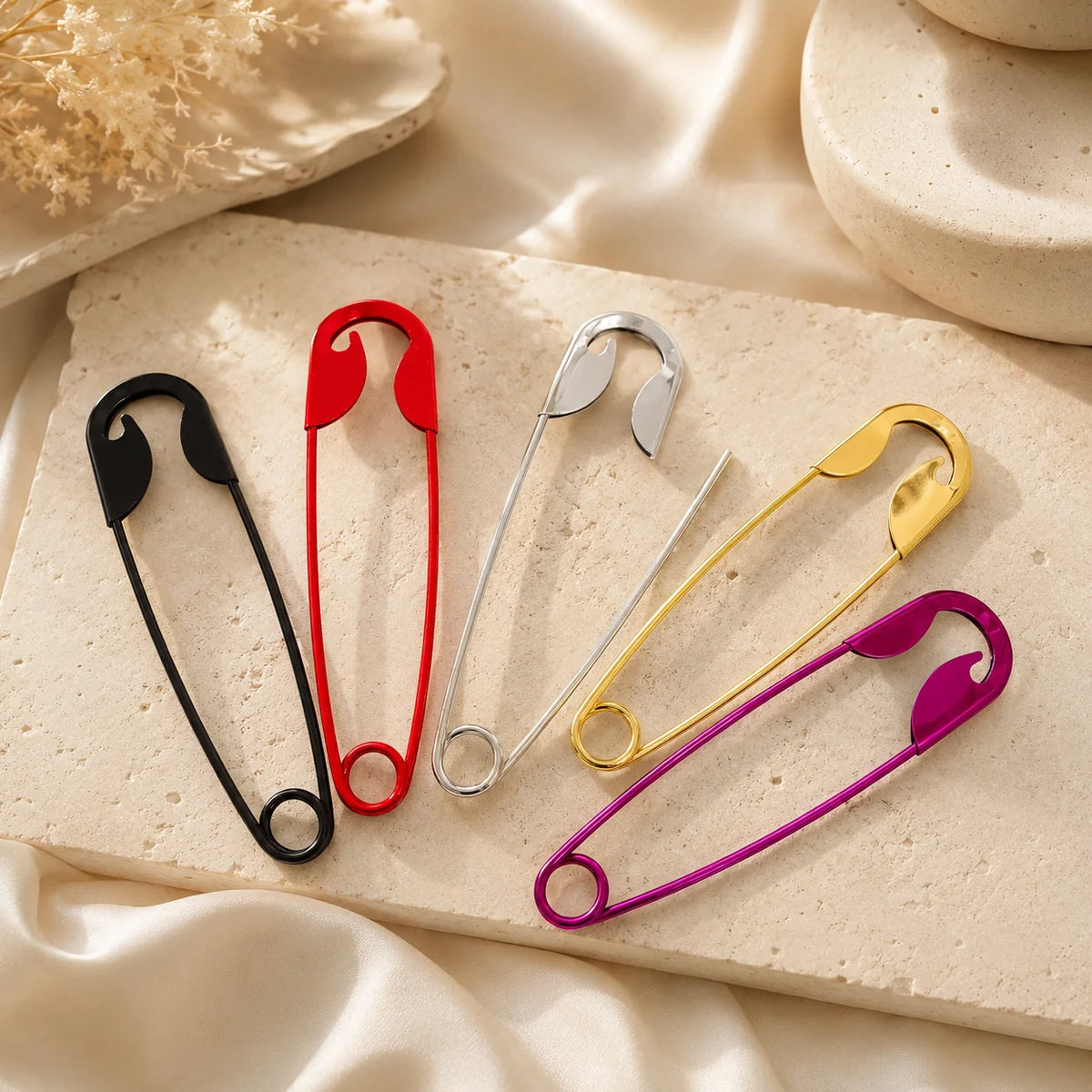 Alloy Safety Pin Hair Clip for Women Girls Metal Barrette Bun Holder Non Slip Hair Stick Clip Fashion Hair Accessories Daily Use