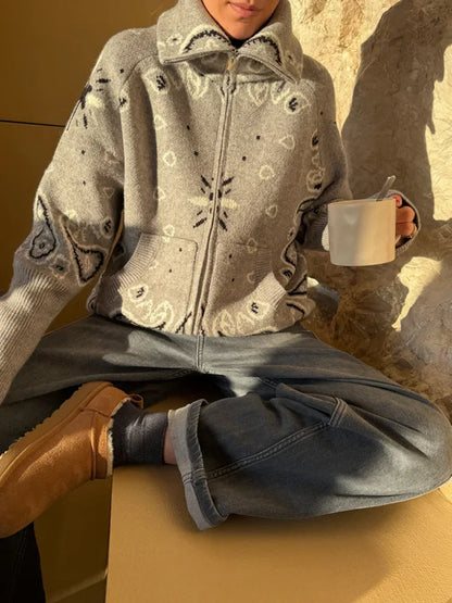2026 Spring Loose Knit Jacquard Stand Collar Women Cardigan Zipper Full Sleeve Pockets Loose Sweater Fashion Lady Soft Knitwear