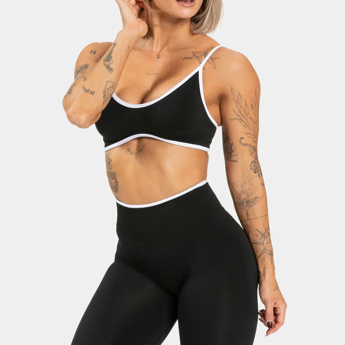 Women Solid Color Gym Sports Bra Summer Yoga Fitness Top Sexy Backless Knit Bra with Chest Cushion Suspender Breathable Bra