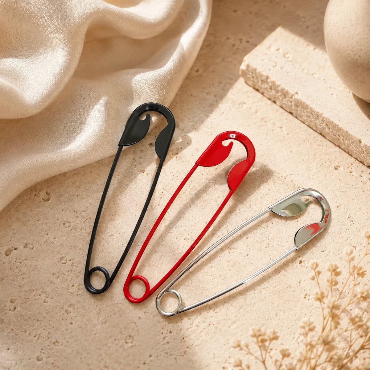 Alloy Safety Pin Hair Clip for Women Girls Metal Barrette Bun Holder Non Slip Hair Stick Clip Fashion Hair Accessories Daily Use