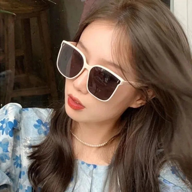 MJYIWANG Fashion Korean Personality Ins Trend Black Square Frame UV400 Sunglasses for Unisex Street Sunglass