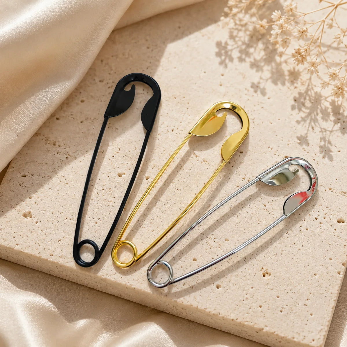 Alloy Safety Pin Hair Clip for Women Girls Metal Barrette Bun Holder Non Slip Hair Stick Clip Fashion Hair Accessories Daily Use