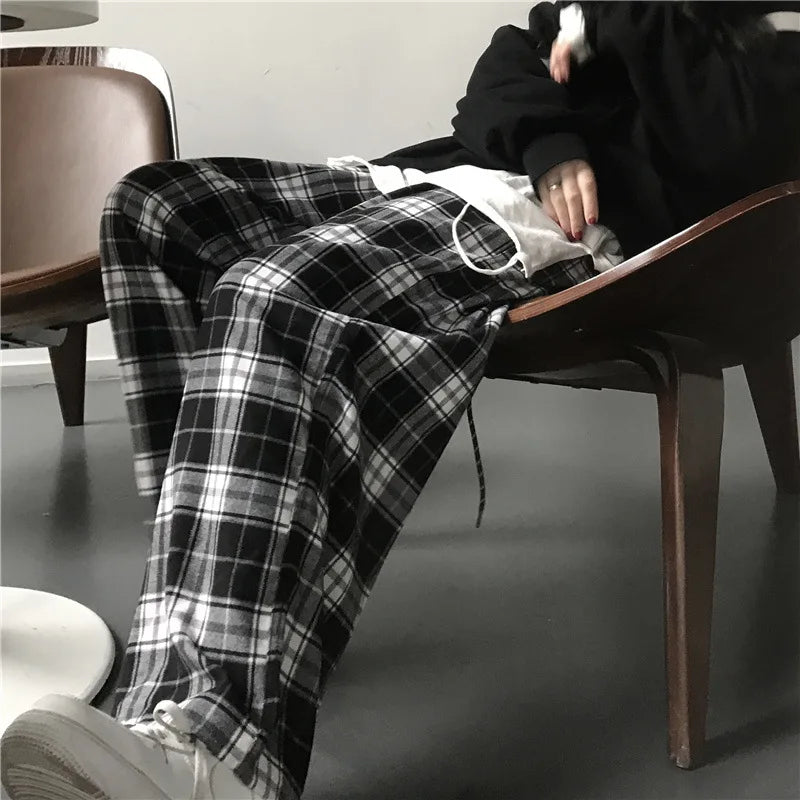 Casual sports pants, fashionable black checkered pants, loose elastic waist pocket, wide leg pants, neutral hip-hop loose pants