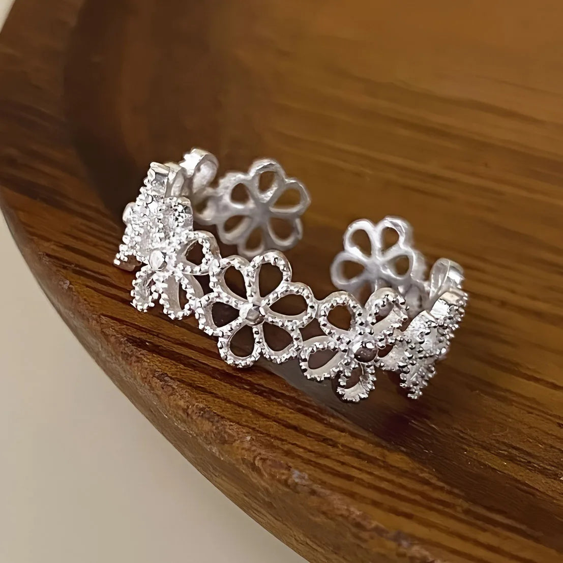 VENTFILLE 925 Sterling Silve Flower Ring for Women Gift Hollow Out Design Retro Hip Hop Versatile Jewelry Party Gift Dropship